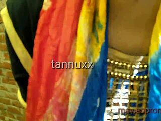 गर्लफ्रेंड नाहा के साथ आउटडोर सेक्स कमाल का लगता है