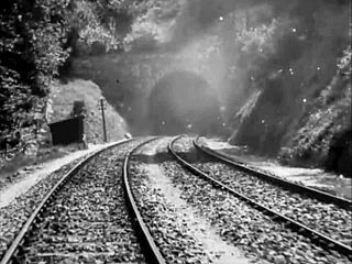 पुरानी कामुक चित्रों ने मुझे, उम, उत्तेजित कर दिया यार