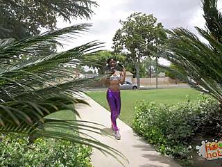 dark beauty sarah banks deep throats bryan's white cock on smoky date.