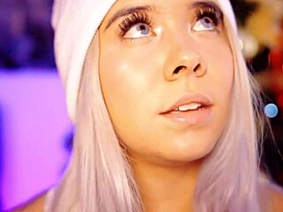 valentina, medellín’s slut, needs cock in her mouth every morning, lips stretched wide! 😈