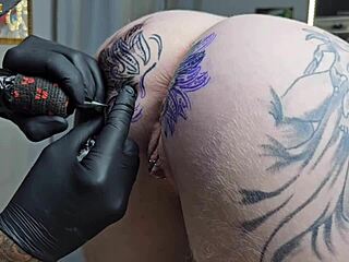 दिन की शुरुआत मेरे एनल टैटू के साथ आउटडोर ट्विस्ट से!