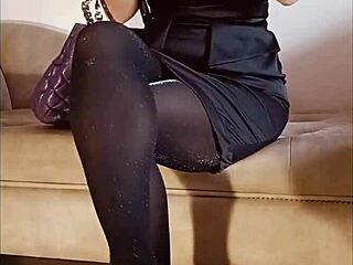 shiny pantyhose get soaked in pee during a solo fetish session. it's raw and unfiltered!