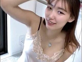 I’m Obsessed with Japanese Big Boobs Sexy Dance at Pool