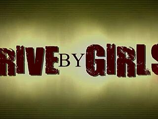 अरे, कार की खिड़की से डालना चाहता है? क्रिस्टल स्विफ्ट की बड़ी टिट्स किसी को भी पाउंड करने का इंतजार कर रही हैं!