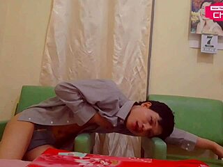 hansel thio vixen serving horny mannequin vibes for fans part 5 😘