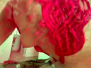 यो, यह पीओवी ब्लोजॉब और टाइट अस्स के साथ वाइल्ड सेक्स चेक करो!