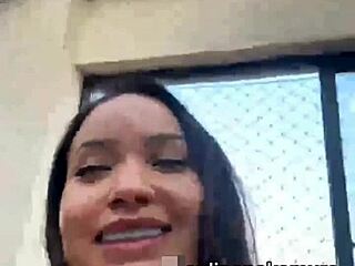 जापानी ब्लॉगर ने चुरास्केरो के लिए कपड़े उतारे, वाइल्ड POV पार्टी में मोटा काला लंड लिया