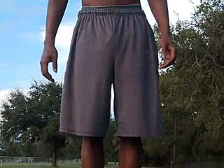 मैं मेरी स्किनी ब्रूनेट वाइफ हेम्पस्टेड में का काफी नहीं पा सकता, वह इतनी प्रिटी है