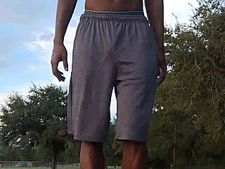 मैं मेरी स्किनी ब्रूनेट वाइफ हेम्पस्टेड में का काफी नहीं पा सकता, वह इतनी प्रिटी है