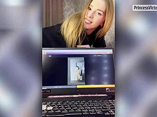 मैंने ऐप पर कपड़े उतारे, अपना असली रूप दिखाया, और हमने फकिंग शुरू की।