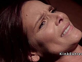 यह हॉट बाउंड स्लेव और ज्यादा के लिए तैयार है?