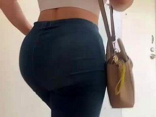 मैंने इस लातीना मिल्फ को हायर किया, ह्यूज टिट्स और ऐस के साथ