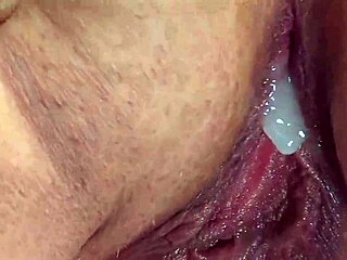 देखना जरूरी क्रिमपाई कमशॉट कलेक्शन, मुंह और चूत से टपकता कम! 💦