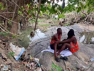 i worship her huge ass outdoor