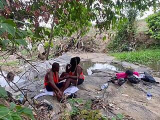 i worship her huge ass outdoor