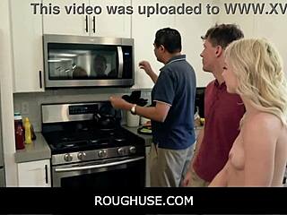 क्या सोचा है 18+ टीने जैसी गर्लफ्रेंड ब्रिट ब्लेयर को रफ टैबू फैंटेसी में?