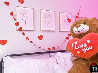 Latina's tight cunt loves cheap fuck toy treatment 😏