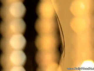 Dance of the erotic veil.