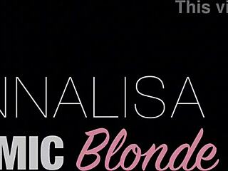 blonde slut got banged hard in lap dance club after showin’ off