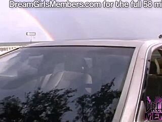 she rollerblades naked down a busy street