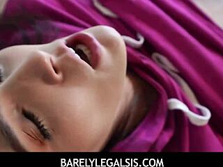 Hey, Fiona Frost मेरी स्टेपसिस्टर की वाइल्ड एक्सपेरिमेंट है