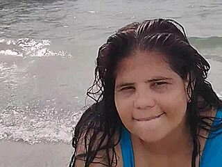 Latina Gordita's Huge Ass Excites On The Beach