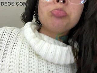 look how i pee during my trip to europe on the plane