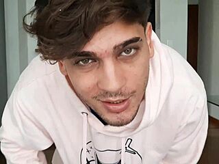 Allie licks big tits in lesbian scene 😘