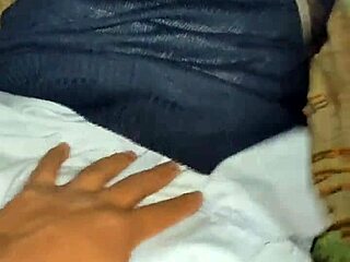 Colegiala Cholita De La Paz En Uniforme Escolar Es Follada Por Su Profesor De Matem�ticas