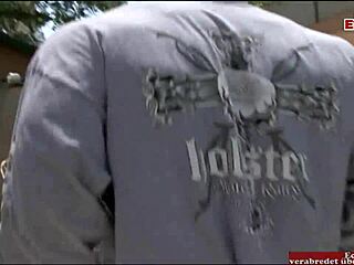 दो बस्टी ब्रिटिश ब्लॉन्ड बेब्स एफएफएम थ्रीसम में बड़ा लंड शेयर करती हैं