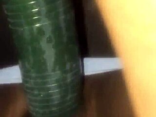 kissesxxx fucks cucumber in public and squirts