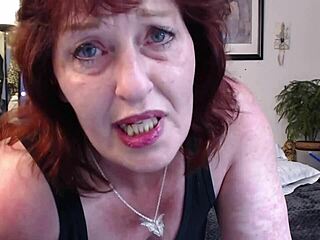 Is dawnskye1962 the greatest? Watch her naughty roleplay with aliens invading her huge pussy