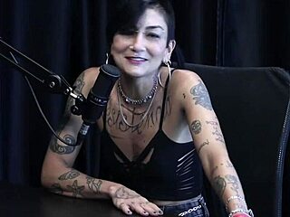 Prefere Dominar Tem Vontade De Um Gang Bang Com Oito Gosta De Pau Grande E O Video Que Fez Com O Mario - Caroleta Roots Watch On Sheer Red!