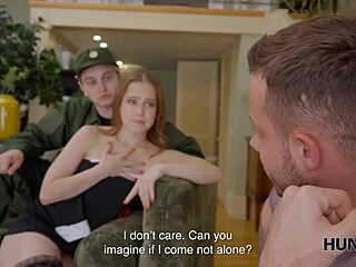 हंट4के पूर्व-मिलिट्री ककॉल्ड पुराने रूसी को चूत सौंपता है।