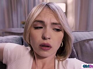 My roomie helps Lilly cum with dildos