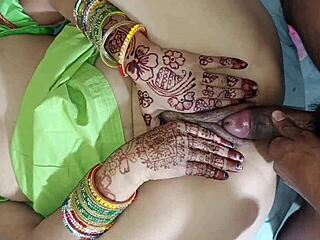 इंडियन मैरिड ललिता सिंह की टाइट चूत बेडरूम में स्टीप ब्रदर चोदता है