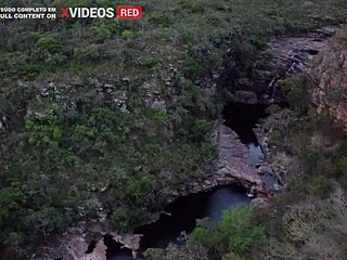 Does the mature wife get a facial from big black cock in this scene?