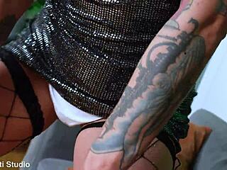 खूबसूरत मिल्फ लाना बनाना का फर्स्ट डबल एनल 😲