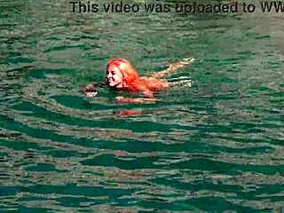 NAKED GIRL FLASHING PUSSY IN BLUE WATER OUTDOORS