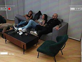 मैंने अपने फ्रेंड की सेक्सी कोलंबियन गर्लफ्रेंड को वर्कआउट के बाद पैशनेटली चोदा, पहले उसकी चूत चाटी