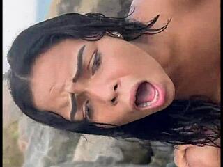 bolt jones convida novinha angel ferraz para nudismo e sexo na praia 😍