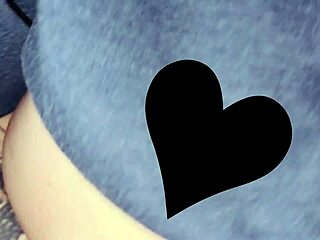 क्या ये शांत नर्डी लड़की बेस्ट डीपथ्रोट और राइडिंग देती है?