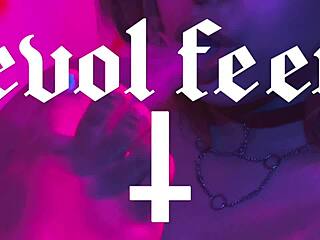 even while smoking, she worships his feet with licks and sucks