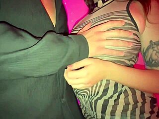 बार्सिलोना में आर्गेंटाइन ब्रूनेट की गीली चूत से पीओवी डॉगी चुदाई और स्क्वर्टिंग