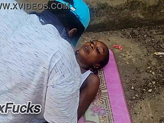 Mature ashawo in olosho house provides sweet sex experiences