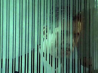 लॉरा एंजेल ने लिंगरी में ब्लोजॉब और डॉगीस्टाइल किया