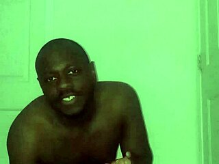 I Would Give Oral To A 19 Yo's Ass In Jeans While Fantasizing