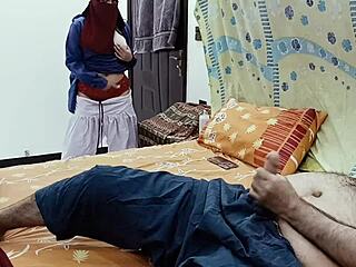 देसी स्कूलगर्ल 18+ कहती है, डैडी, मुझे उसमें मदद करने दो