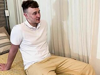 Colombian sexologist Sara Blonde checks Cofla24cm's huge monster cock size