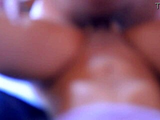 शर्मीली कॉलेज आंटी बहन के रूममेट से चोरी-छिपे क्यों चुदवा रही?